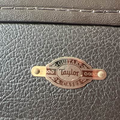 VIDEO DEMO Taylor 322e with original case and documentation (US customers, tax included in shipping cost) image 12