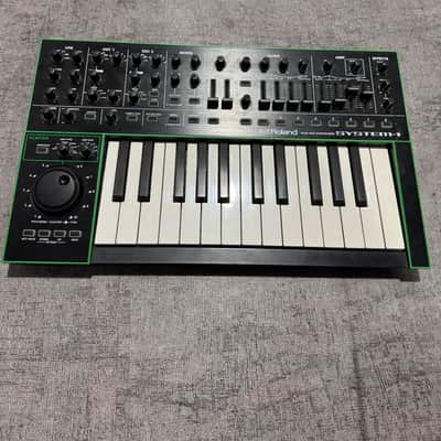 Roland System 1 - Gearspace