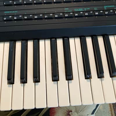 Yamaha DX7s 87-90s Good Shape - New Battery image 7