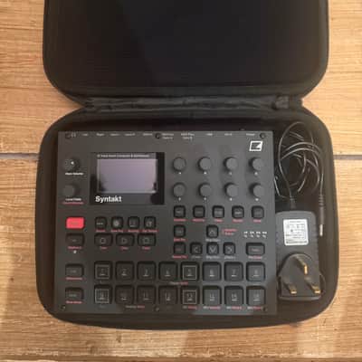 Elektron Syntakt 12 Track Drum Computer & Synthesizer 2022- Present - Black image 2