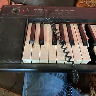 Yamaha Piaggero NP-11 Portable Piano 2010s - Black image 2