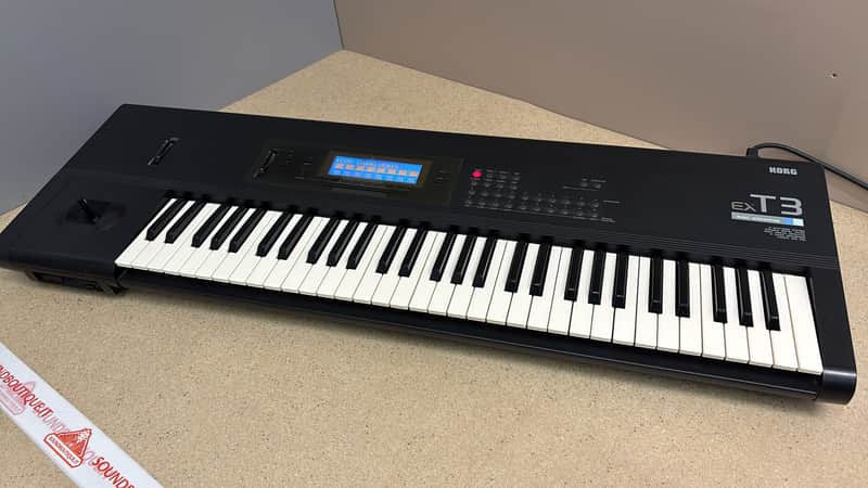 Korg T3 Ex workstation synth 61 keys / Floppy / M1 image 1