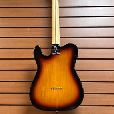Fender Player Telecaster with Maple Fretboard in 3-Color Sunburst 2021 w/Tweed Case image 7