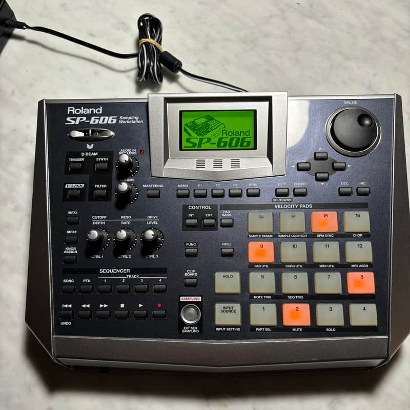 Roland SP-606 Sampler 2000s - Black image 1