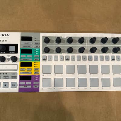 Arturia BeatStep Pro MIDI Controller - White image 1