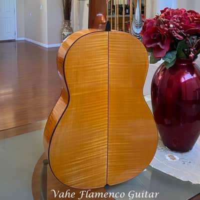 Vahe Flamenco Guitar , Curly Maple , French Polished Blanca image 3