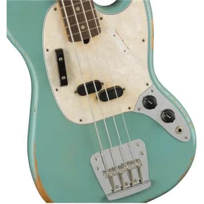 Fender Justin Meldal-Johnsen Road Worn Signature Mustang Bass 2018 - Present - Faded Daphne Blue image 2