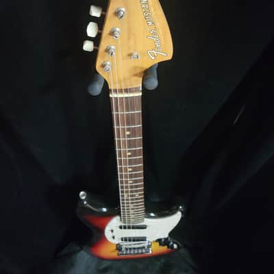 Fender Mustang 1970s - 3-Color Sunburst image 3