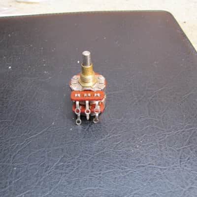 Fender Jazz Bass Stack Pot 1982 image 1