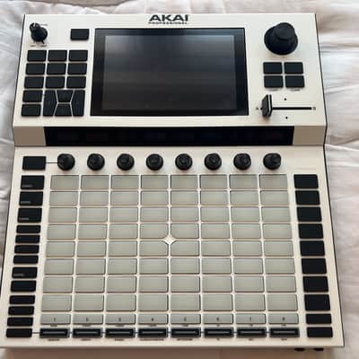 Akai Force Standalone Music Production / DJ Performance System 2020 - White image 1