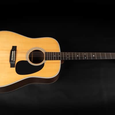 2011 Martin Standard Series D-28 - Natural | USA All Solid Dreadnought Acoustic Guitar 42.8mm Bone Nut | CoA OHSC image 3