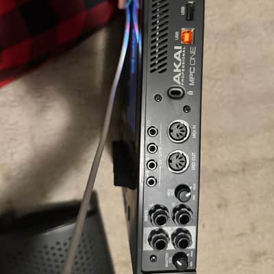 Akai MPC One Standalone MIDI Sequencer 2020 - Present - Black image 5