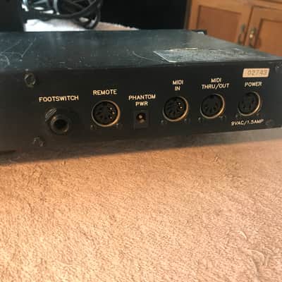Rocktron Chameleon Guitar preamp/processor with correct power supply, rack mount bolts and washers image 8