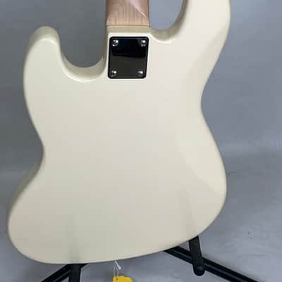 G&L Placentia JB Electric Bass Regular Vintage White no Pick Guard image 2