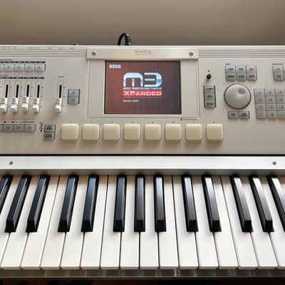 Korg M3-73 Workstation/Sampler Keyboard