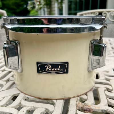 8” Pearl fiberglass concert tom drum image 1