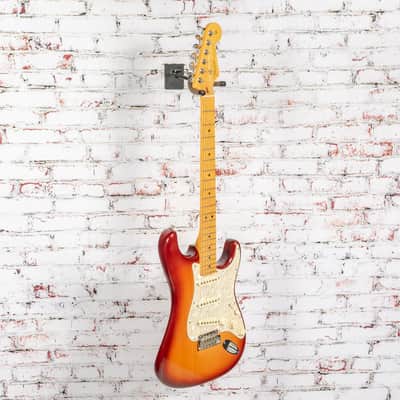 Fender - 2014 American Select Port Oford Cedar Stratocaster Electric Guitar - Sienna Sunburst - w/OHSC - x3893 - USED image 11