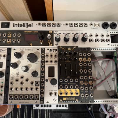 Intellijel 4U 62HP Palette Eurorack Synth Case 62HP | Reverb