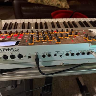 Korg M3 73 2010s - Gray image 6