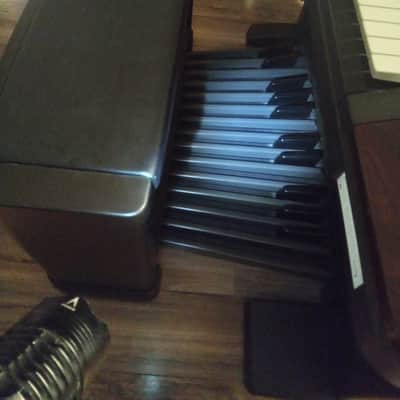 Yamaha Electone ELX-1 1994 Mahogany and Black image 2