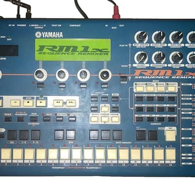 Yamaha RM1x Sequence Remixer 2000s - Blue