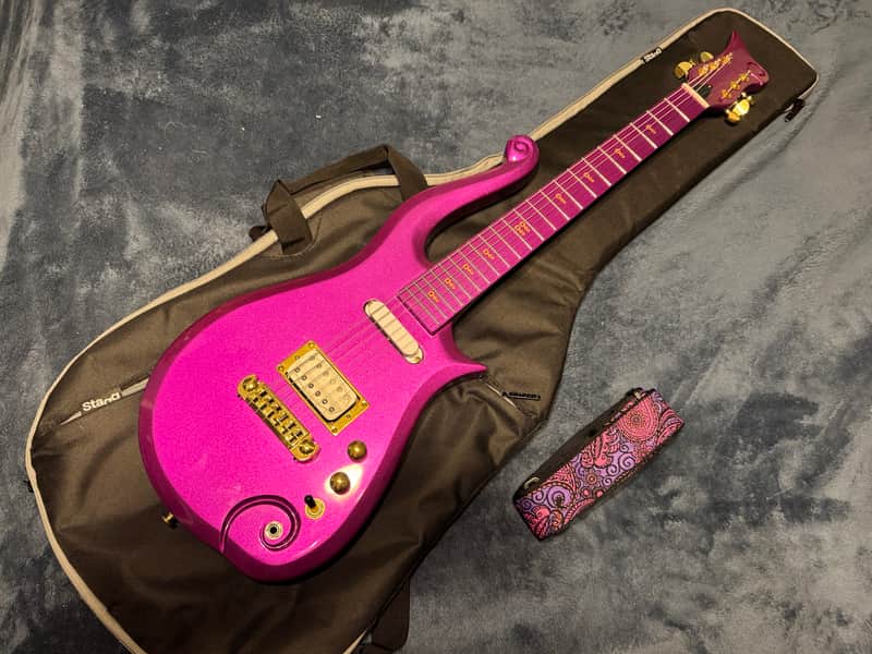 Halloween Special — Prince Cloud Replica Guitar 2020’s - Candy Purple w/ Prince Costume