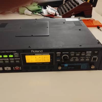 Roland VSR-880 Rackmount Digital Studio Recorder 1999 - 2001 - Blue image 12
