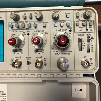Tektronix 2335 100 MHz Oscilloscope (No Probes) image 3