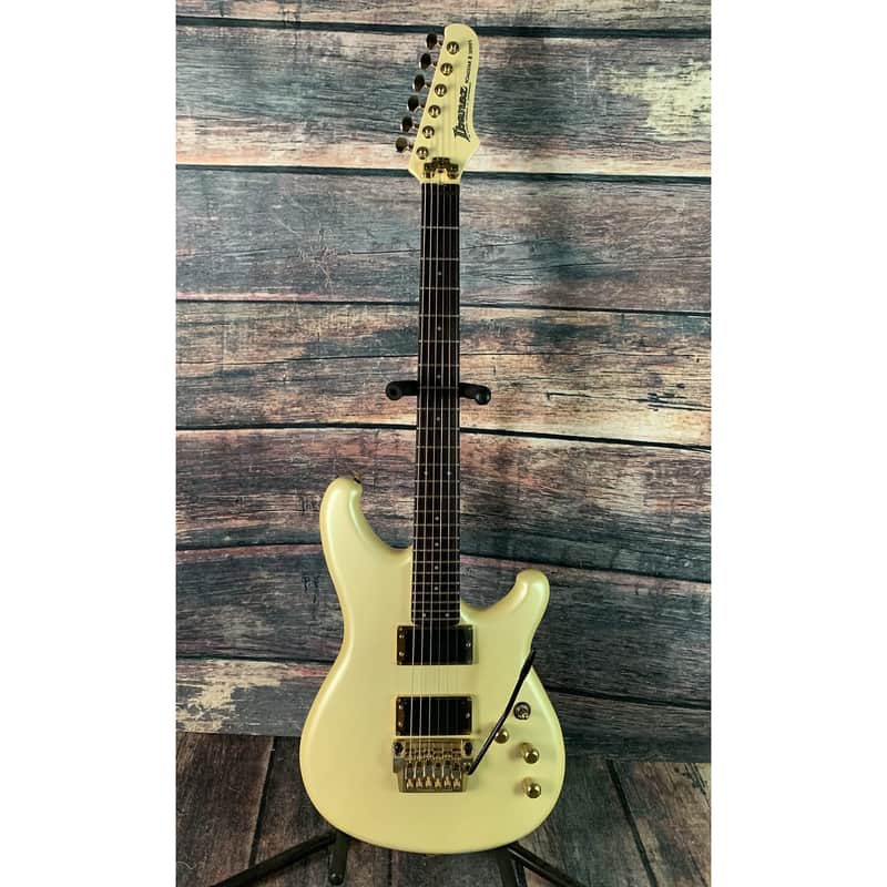 Ibanez RS525 Roadstar II Deluxe | Reverb Canada
