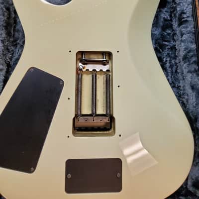 1989 Kramer Sustainer - White / Cream image 13