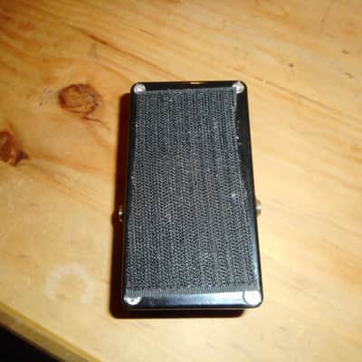 Kinnatone Custom Made Zoo Bee inspired Fuzz pedal 1of1 image 2