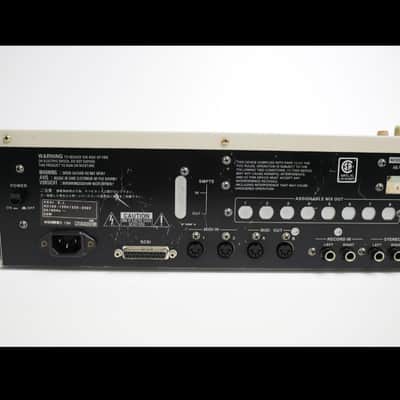 Akai MPC2000 MIDI Production Center 1997 - 2001 - Grey image 5