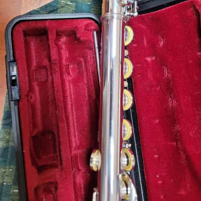 Yamaha YFL-211S-(closed hole)-Flute-2026 - Silver Plated- Pristine image 11