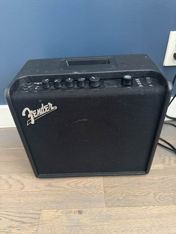 Fender Mustang LT25 25-Watt 1x8" Digital Modeling Guitar Combo 2019 - Present - Black image 1