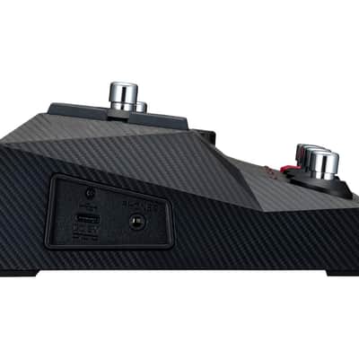 Zoom B2 FOUR Bass Amp + Effects Simulator Pedal image 4