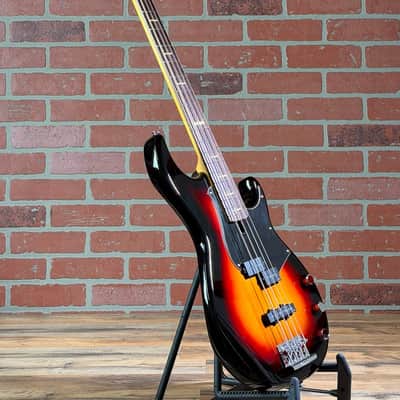 Yamaha BBP34 4-string Electric Bass Guitar - Vintage Sunburst (Store Demo) image 10