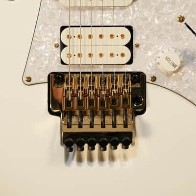 Ibanez JEM7VP-WH Steve Vai Premium Signature White image 4