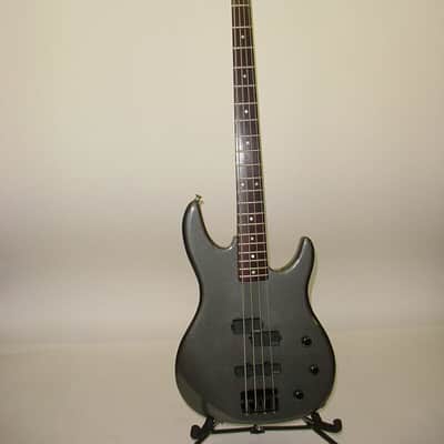 Peavey Foundation S USA 4-String Bass Guitar with EMG Pickups Includes Case image 2