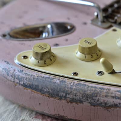 Fender American Stratocaster Heavy Relic Shell Pink Eric Johnson Pups Maple Neck image 2