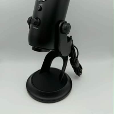 Blue Yeti Multipattern USB Microphone 2010s - Blackout image 2