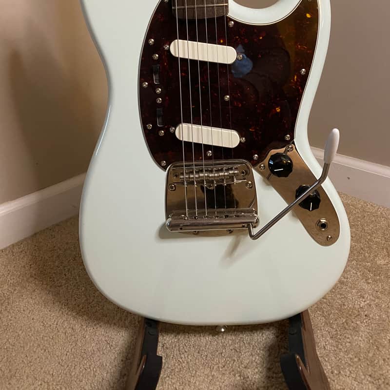Squier Mustang Sonic Blue