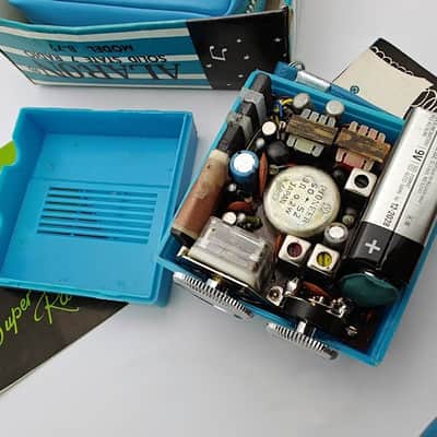 1960'S Alaron Mod. B-77 Solid State Radio w/ Box, Case & Paperwork - Blue image 9