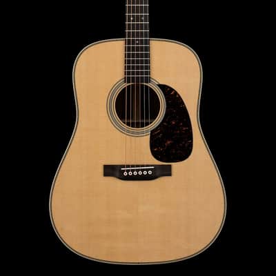Martin HD-28 - Natural #25461 image 3