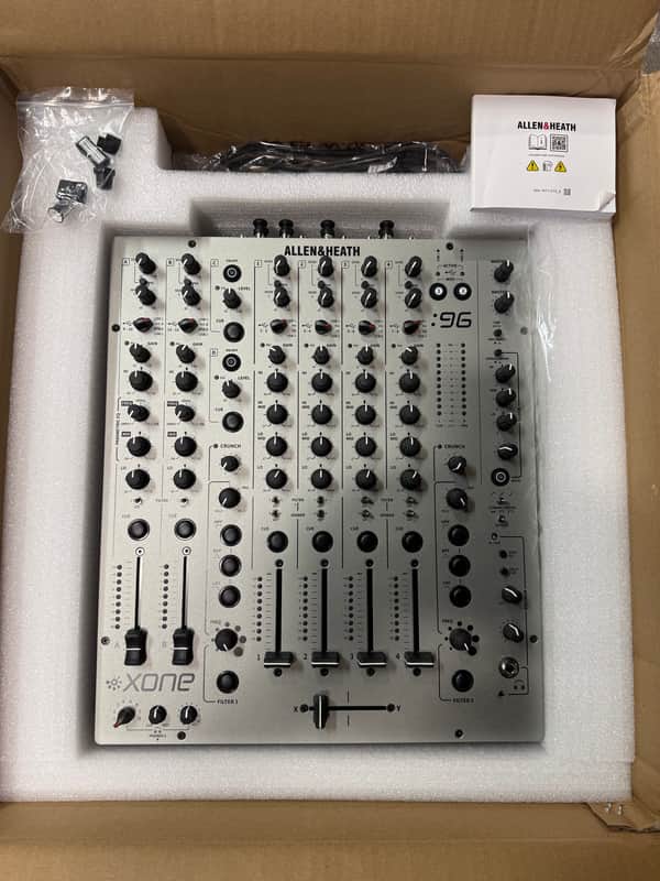 Allen & Heath XONE:96 Professional 6+2-Channel DJ Mixer 2018 - Present - Silver image 1