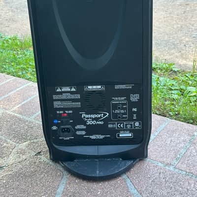 Fender Passport 300 Pro Portable 300w PA System 2010s - Black image 3
