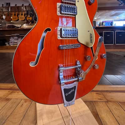 Gretsch G5622T Electromatic Center Block Double Cutaway with Bigsby, Laurel Fretboard 2019 - Present - Orange Stain image 2