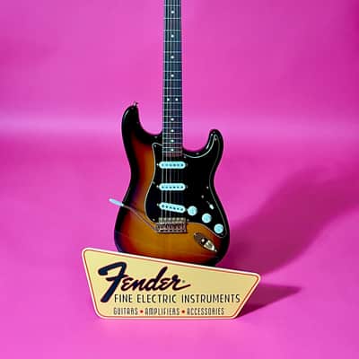 Fender Stratocaster SRV artists series 1998 - vintage sunburst image 2