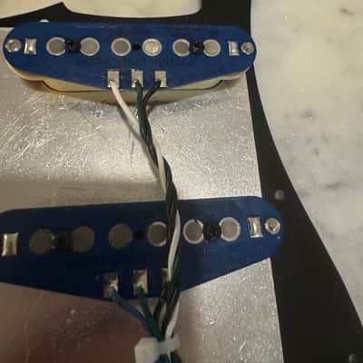 Fender American Ultra Stratocaster Noiseless Pickups Loaded Pickguard - Aged Vintage White image 4