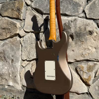 Fender Custom Shop 1965 Stratocaster Shoreline Gold over Lake Placid Blue 2022 - Shoreline Gold over Lake Placid Blue image 19