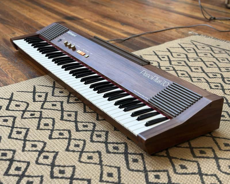 Roland HP-70 Piano Plus | Reverb